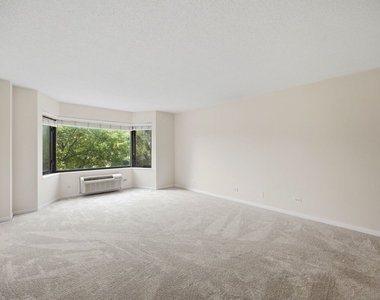 470 Fawell Boulevard - Photo Thumbnail 8