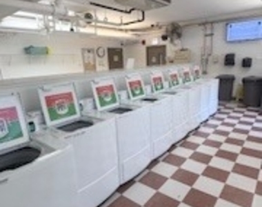 6301 N Sheridan Avenue - Photo Thumbnail 14