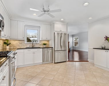 1400 Meyer Road - Photo Thumbnail 7