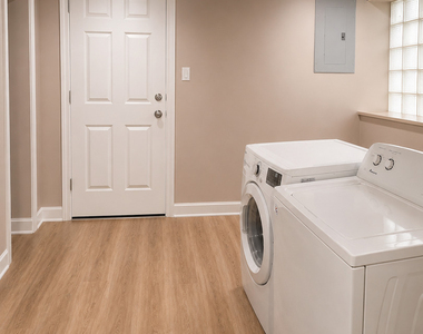 8443 S Green Street - Photo Thumbnail 7