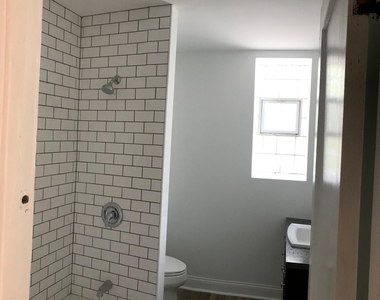 2734 W 18th Street - Photo Thumbnail 10