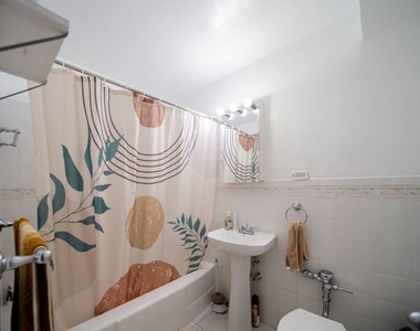 6030 N Sheridan Road - Photo Thumbnail 10