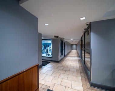 6030 N Sheridan Road - Photo Thumbnail 22