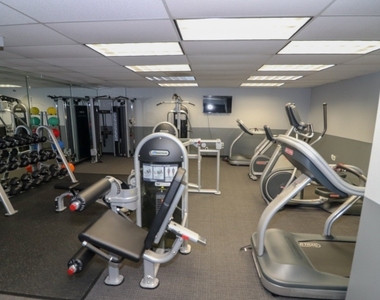 6030 N Sheridan Road - Photo Thumbnail 15