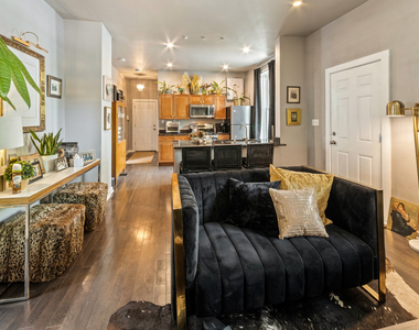 2734 W 18th Street - Photo Thumbnail 3