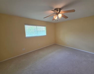 7334 Darnell Street - Photo Thumbnail 12