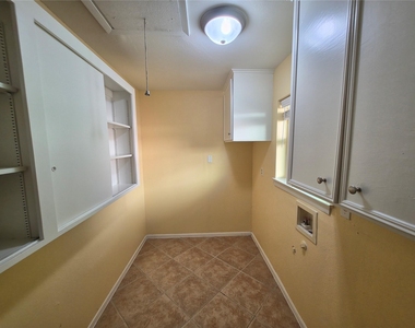 7334 Darnell Street - Photo Thumbnail 22