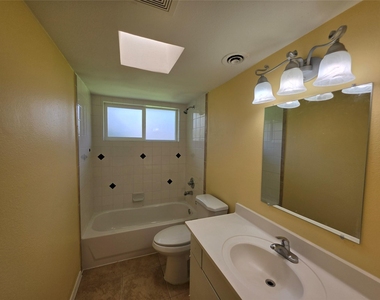 7334 Darnell Street - Photo Thumbnail 9