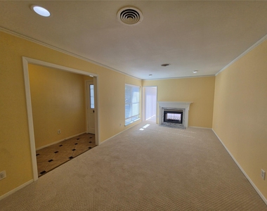 7334 Darnell Street - Photo Thumbnail 17