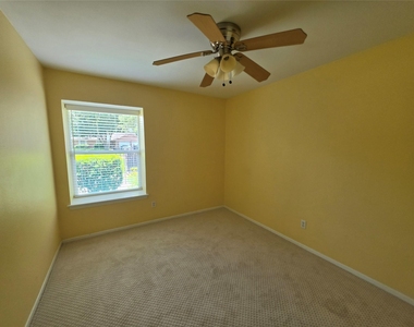 7334 Darnell Street - Photo Thumbnail 10