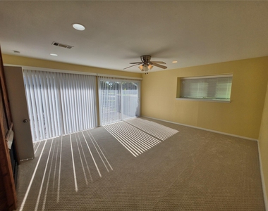 7334 Darnell Street - Photo Thumbnail 20