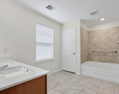 3322 Nila Creek Drive - Photo Thumbnail 21