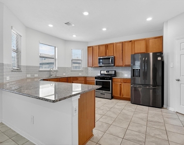 3322 Nila Creek Drive - Photo Thumbnail 6