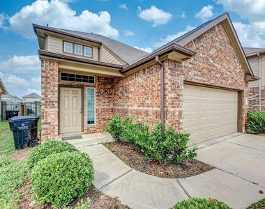24922 Scarlatti Cantata Drive - Photo Thumbnail 3