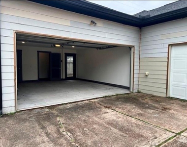 9007 Sharpcrest Street - Photo Thumbnail 18