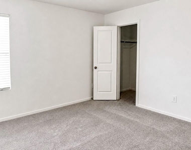 14978 N Ascot Bend Circle - Photo Thumbnail 29