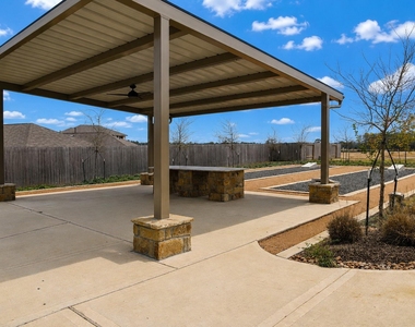 14978 N Ascot Bend Circle - Photo Thumbnail 41