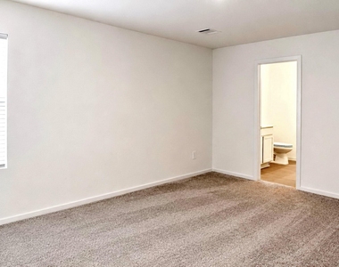 14978 N Ascot Bend Circle - Photo Thumbnail 22