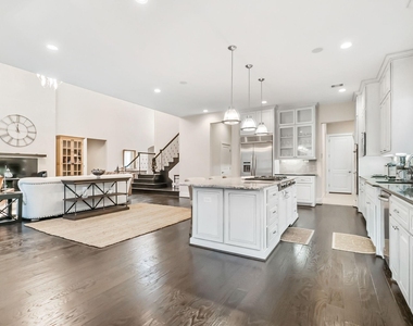 139 Gildwood Place - Photo Thumbnail 4