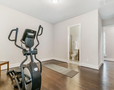 139 Gildwood Place - Photo Thumbnail 14