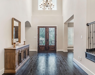 139 Gildwood Place - Photo Thumbnail 1