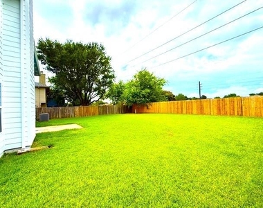3419 Southdown Drive - Photo Thumbnail 38