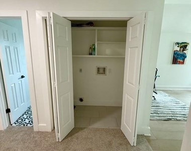 3419 Southdown Drive - Photo Thumbnail 34