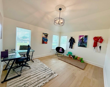 3419 Southdown Drive - Photo Thumbnail 36