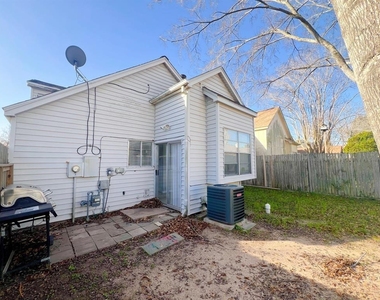18586 N Lyford Drive - Photo Thumbnail 15