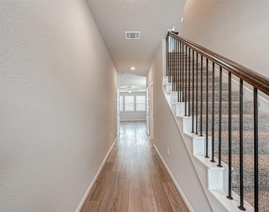 17629 Rosette Grass Drive - Photo Thumbnail 3
