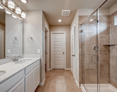 17629 Rosette Grass Drive - Photo Thumbnail 12