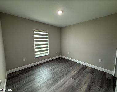 3446 Ne 11th Avenue - Photo Thumbnail 8