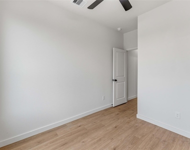 760 Lucky Street - Photo Thumbnail 24