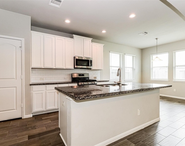 31519 Kailua Drive - Photo Thumbnail 7