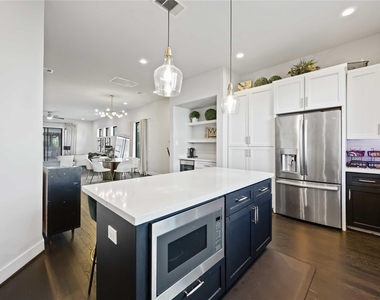 4235 Allen Street - Photo Thumbnail 11