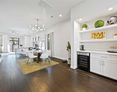 4235 Allen Street - Photo Thumbnail 8