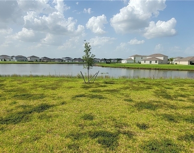 19709 Garden Ridge Court - Photo Thumbnail 3