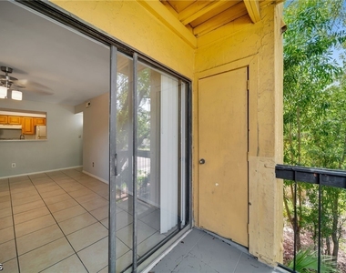 2885 Winkler Avenue - Photo Thumbnail 20