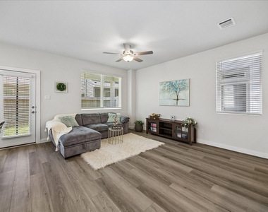 8409 Arden Valley Lane - Photo Thumbnail 13