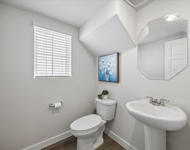8409 Arden Valley Lane - Photo Thumbnail 15