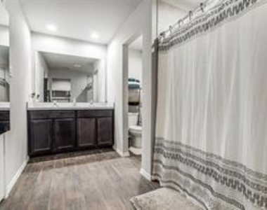 13944 Great Pines Court - Photo Thumbnail 7