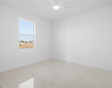 1026 Nelson Road N - Photo Thumbnail 27
