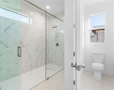 1026 Nelson Road N - Photo Thumbnail 19