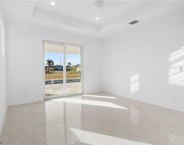 1026 Nelson Road N - Photo Thumbnail 22