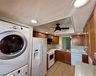 1429 Cape Coral Parkway W - Photo Thumbnail 5