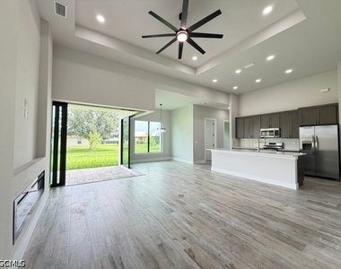 3245 Gulfstream Parkway - Photo Thumbnail 4