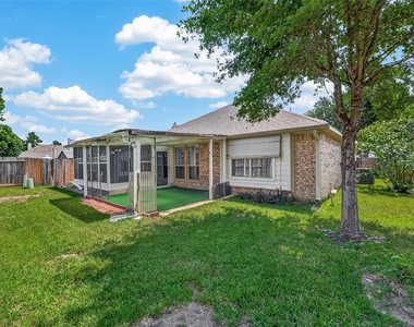 4823 Grand Chateau Lane - Photo Thumbnail 37