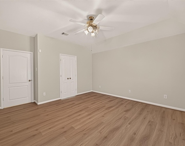 4823 Grand Chateau Lane - Photo Thumbnail 27