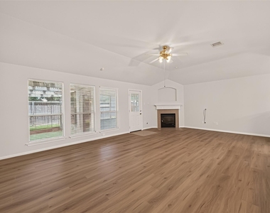 4823 Grand Chateau Lane - Photo Thumbnail 11