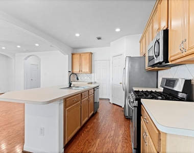 39 E Burberry Circle - Photo Thumbnail 12